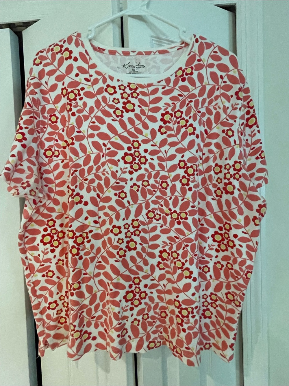 Kim Rogers Pink Floral & Leaf Print Tee